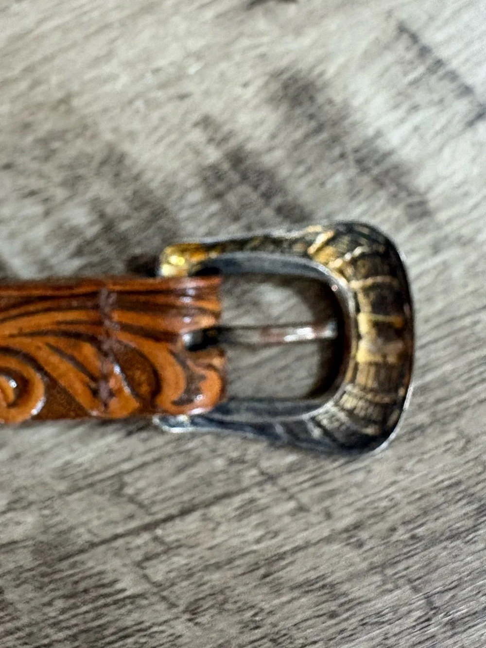 VINTAGE 50's Women's WESTERN Hand Tooled Leather SILVER Buckle COWGIRL BELT 28